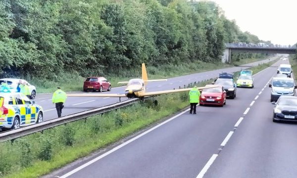 Plane lands a40